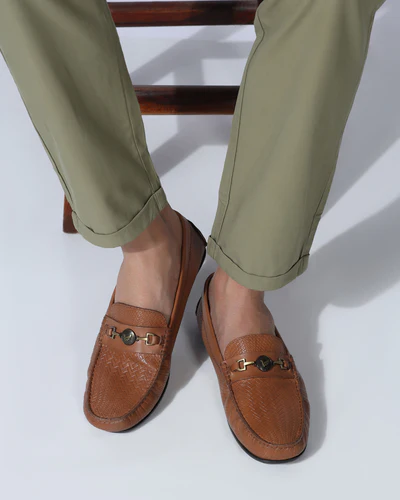Leather_Casual_Tan_Textured_Loafer_Shoes_Thread_FL000026E2_image1