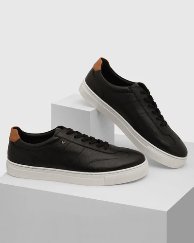 Leather_Jet_Black_Solid_Sneakers_Tablet_FN000089Z1_image2