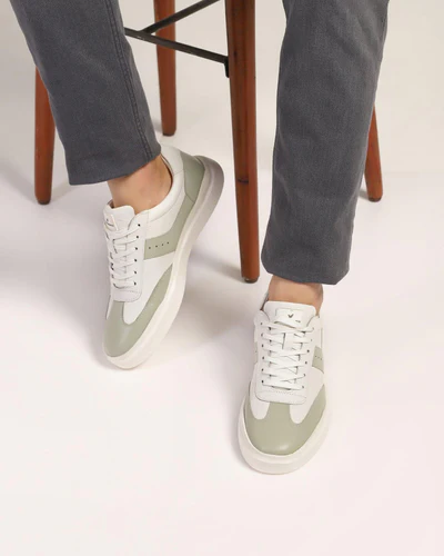 Leather_White_Solid_Sneakers_Tammy-FN000086W1-image1_1a3ccfcc-a4ed-4a94-8b46-6cd581133f80