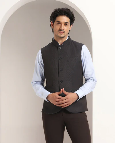 Textured_Formal_Bandhgala_Waistcoat_In_Navy_Kafka-CVNM0737N1HA23FL-image1